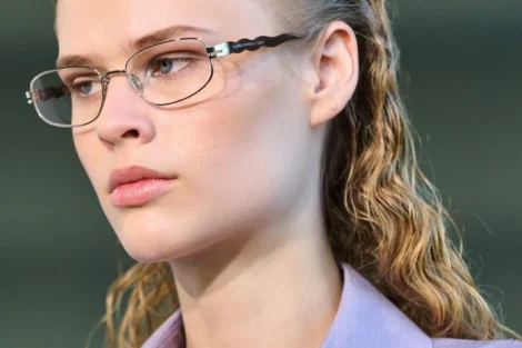 1. Brillentrend: 90s Brillen (Bild: © Launchmetrics SpotlightSM)