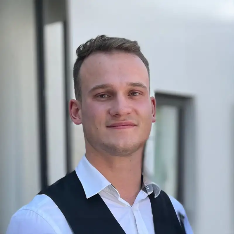 Andrew White Sales go-to-optic.de