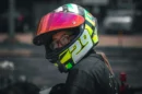 Brille unterm Helm – klarer Durchblick auf dem Motorrad