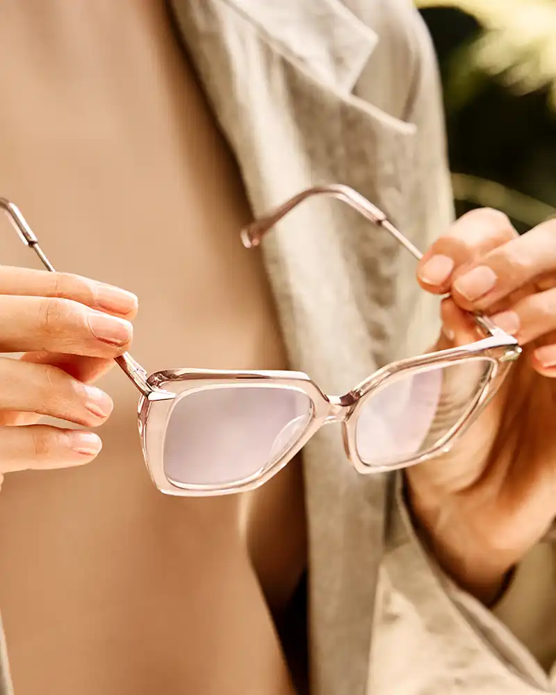 Brillentrends Herbst 2025: Stilvolle Designs mit Komfort und Charakter