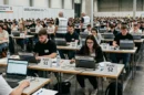 Digitale Gesellenprüfung setzt sich durch Augenoptik-Azubis werden immer öfter digital geprüft