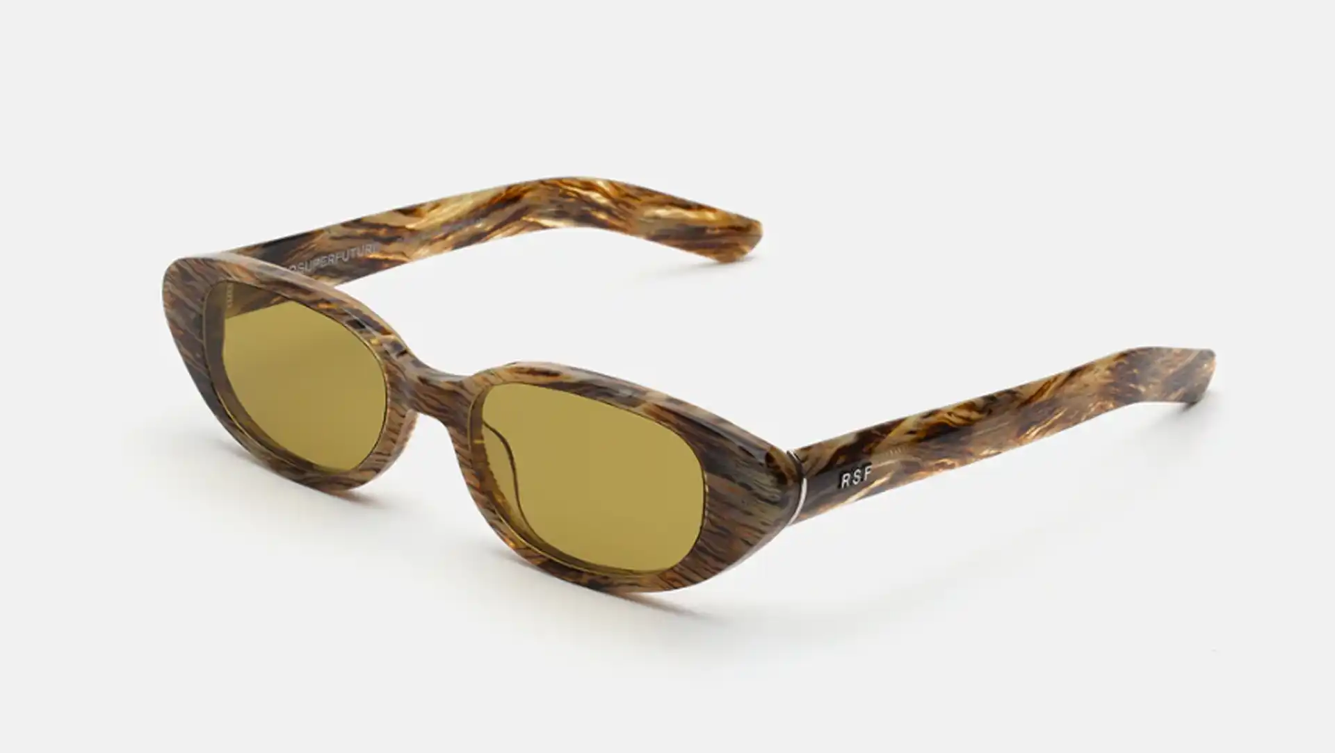 Gemusterte Brillen im Winter 2025: Trends, Muster und Inspiration