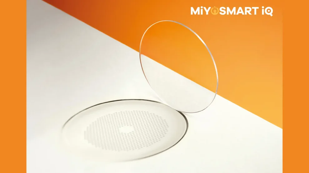 MiYOSMART iQ HOYA erweitert das Myopie-Management für kurzsichtige Kinder