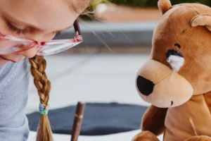 Neue Digitalkampagne von CooperVision zur Sensibilisierung für Kinder-Kurzsichtigkeit