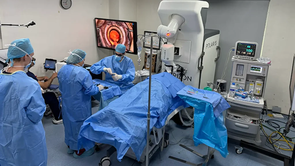 Robotergestützte Kataraktchirurgie: Erste klinische Erfahrungen beim Menschen