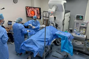 Robotergestützte Kataraktchirurgie: Erste klinische Erfahrungen beim Menschen