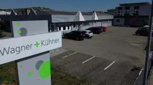 Wagner + Kühner erneut insolvent: Traditionsbetrieb stellt Insolvenzantrag nach Markteinbruch und Erkrankung des Gesellschafters