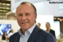 Wechsel an der Spitze Wolfgang Messerschmidt wird neuer Head of Professional Solutions bei EssilorLuxottica