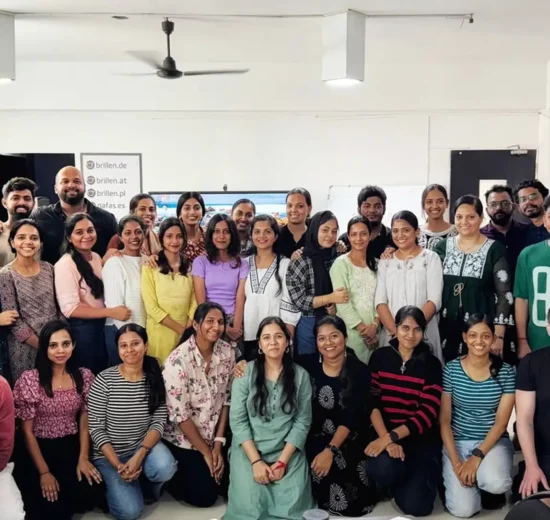 brillen-de akquiriert indische Fachkräfte eigener Akademie